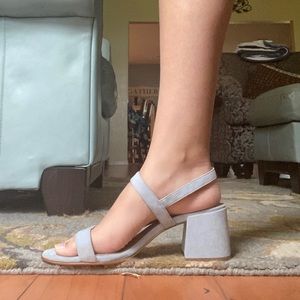 Gianni Bini Size 9 Pastel Blue Sandals with Heel